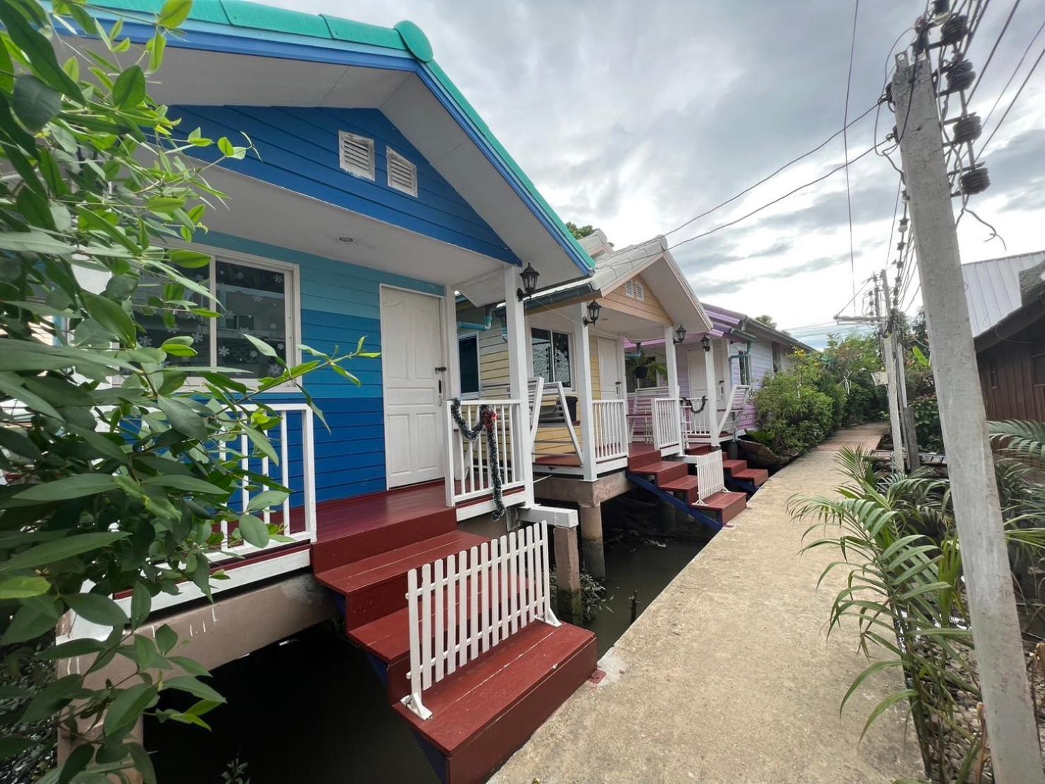Hotel Se'Sun Amphawa Zewnętrze zdjęcie