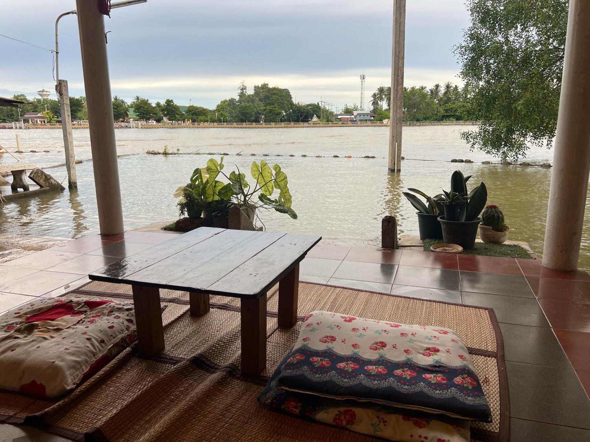 Hotel Se'Sun Amphawa Zewnętrze zdjęcie