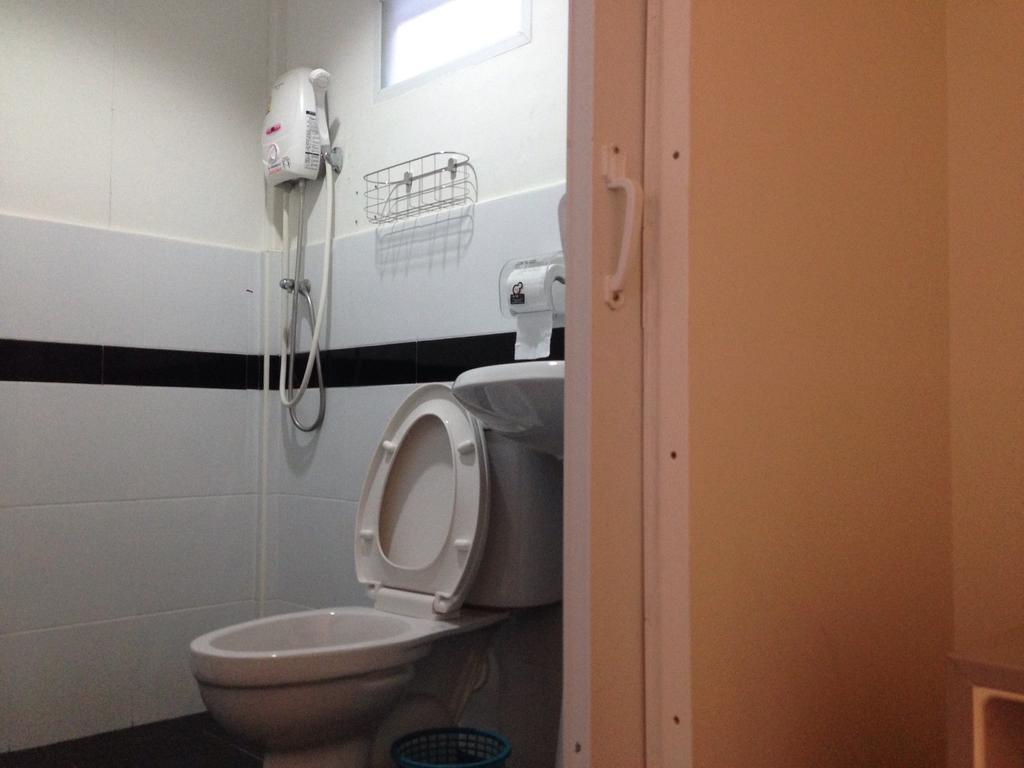 Hotel Se'Sun Amphawa Zewnętrze zdjęcie